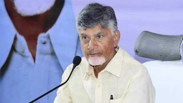 వేటకు వెళ్లని మత్స్యకార కుటుంబాలకు ఉచితంగా 50 కిలోల బియ్యం: చంద్రబాబు