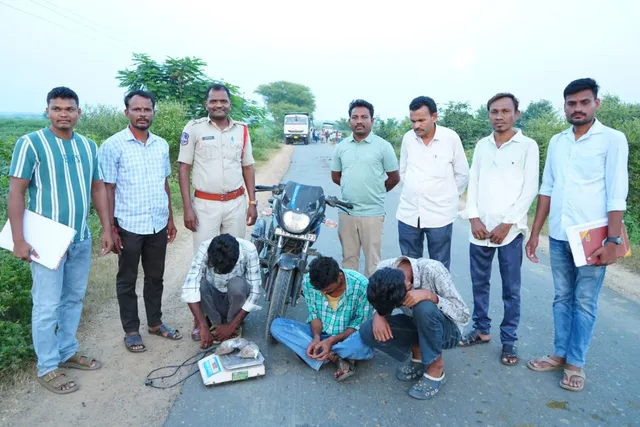 చింతలమానేపల్లిలో గంజాయి పట్టివేత.. ముగ్గురి అరెస్టు
