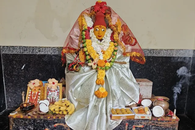 మహా సరస్వతీ దేవిగా కనకదుర్గమ్మ దివ్య దర్శనం మహా సరస్వతీ దేవిగా కనకదుర్గమ్మ దివ్య దర్శనం