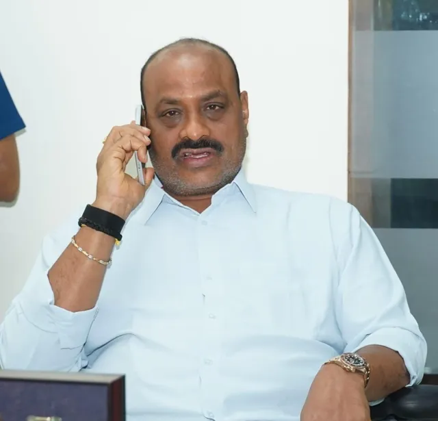 తుఫాన్ ముప్పుపై అధికారులతో మంత్రి అచ్చెన్నాయుడు సమీక్ష