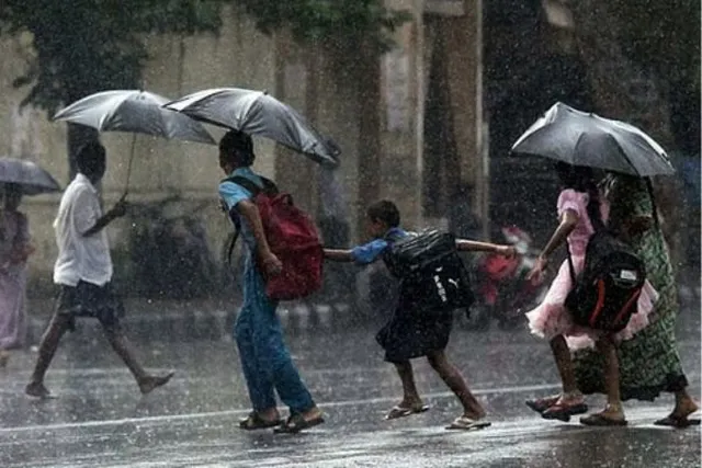 புதுச்சேரி, காரைக்காலில் பள்ளிகளுக்கு மட்டும் விடுமுறை
