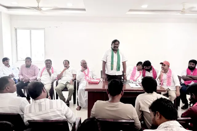 పట్టభద్రులారా ఎమ్మెల్సీ ఎన్నికల్లో ఓటు వేయండి..గోలి శ్రీనివాసరెడ్డి