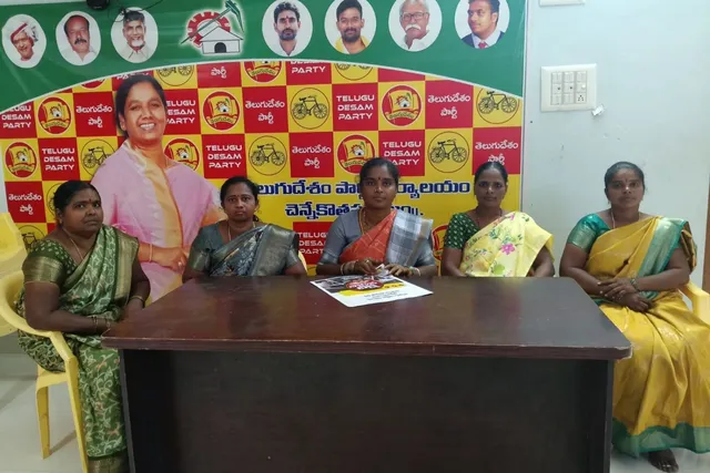 ఎన్‌టీఆర్, పరిటాల రవి విగ్రహాల ఆవిష్కరణకు లోకేష్ రాక