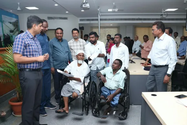 ప్రజావాణి ఫిర్యాదులు సత్వరమే పరిష్కరించాలి: కలెక్టర్