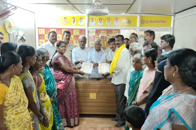 టీడీపీలో కౌన్సిలర్ టికెట్ కోసం భార్యాభర్తల పోటీ