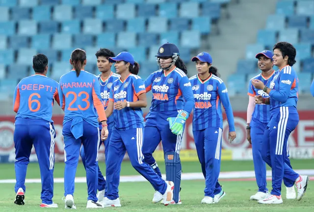 ఆసియా కప్‌.. ఫైనల్‌కు దూసుకెళ్లిన భారత్