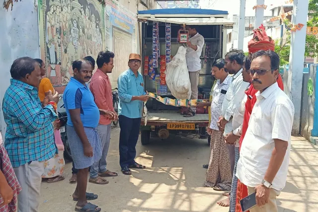 పిరిడిలో స్వచ్ఛ రథం..పారిశుధ్యంపై అవగాహన