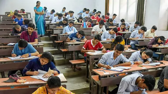 டிஎன்பிஎஸ்சி குரூப் - 1 தேர்வுக்கான ஹால் டிக்கெட் வெளியீடு