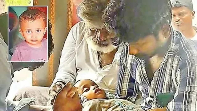 బస్సు చక్రాల కింద పడి మూడేళ్ల చిన్నారి మృతి