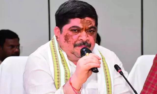 పిల్లల చదువుకు ఆకలి ఆటంకం వద్దు: మంత్రి పొన్నం ప్రభాకర్