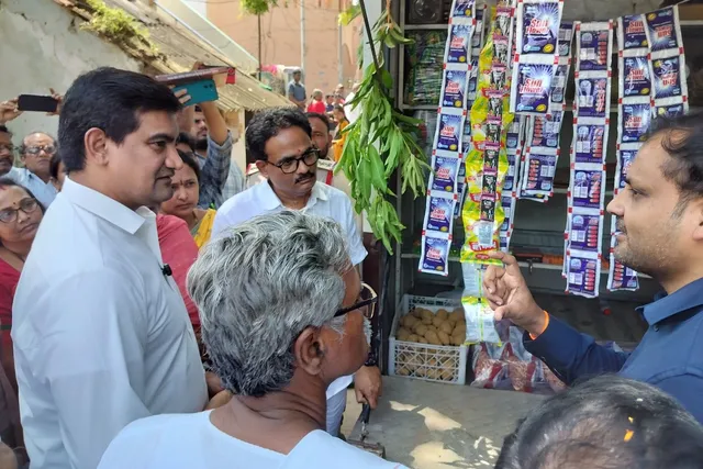 అధిక మొత్తంలో చెత్తను సేకరించాలి.. కొండపల్లి శ్రీనివాస్,