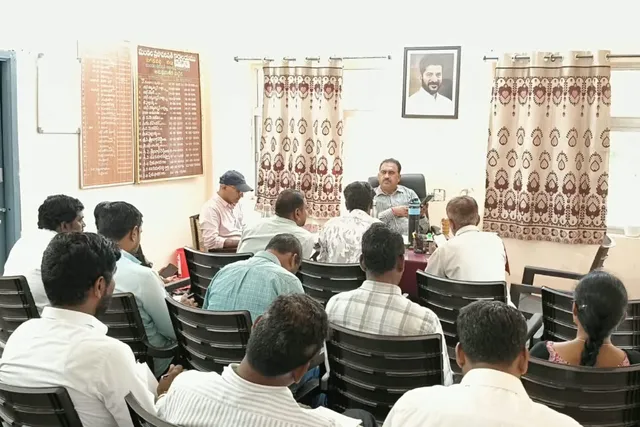 పెగడపల్లి: భూగర్భ జలాల పెంపుకు కృషి చేయాలి పెగడపల్లి: భూగర్భ జలాల పెంపుకు కృషి చేయాలి