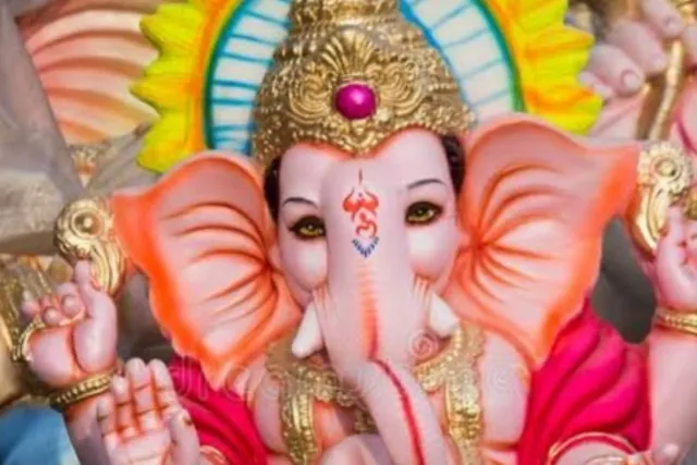 కడపలో ఘనంగా వినాయక నిమజ్జనం, యువత కోలాహలం