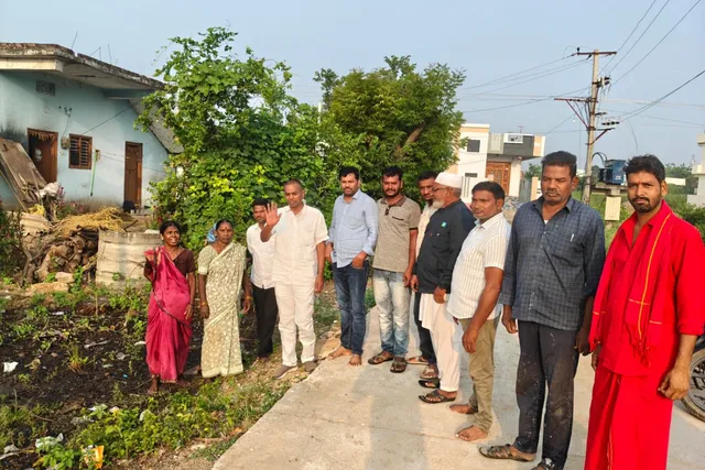 కాలనీ సమస్యల పరిష్కారణలో కృషి చేస్తున్న నందిపేట్ సర్పంచ్