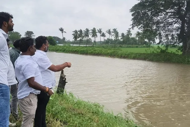 పంట పొలాలు ముంపునకు గురికాకుండా ముందస్తు చర్యలు