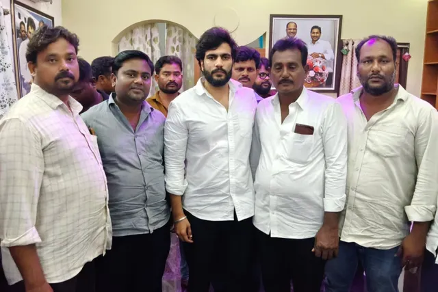 బైరెడ్డి సిద్ధార్థ రెడ్డిని కలిసిన పి. మాసమ్ బైరెడ్డి సిద్ధార్థ రెడ్డిని కలిసిన పి. మాసమ్