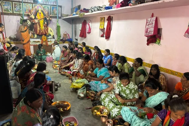 తిరుమలాపూర్ లో వైభవంగా శరన్నవరాత్రి ఉత్సవాలు తిరుమలాపూర్ లో వైభవంగా శరన్నవరాత్రి ఉత్సవాలు