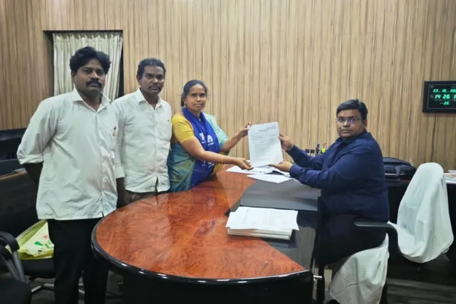 కాకినాడ రూరల్ జడ్పీటీసీ అభ్యర్థిగా సాధనాల నర్మద నామినేషన్
