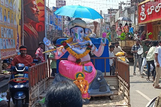సాలూరులో వినాయక చవితి ఉత్సవాలు: భక్తుల కోలాహలం
