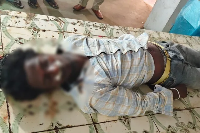చెట్టును ఢీకొని యువకుడు మృతి