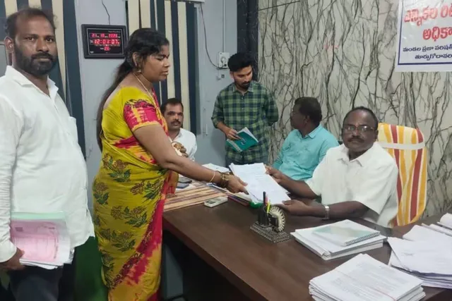 దేవరపల్లిలో వైసీపీ ఎంపీపీ అభ్యర్థి నామినేషన్ దాఖలు
