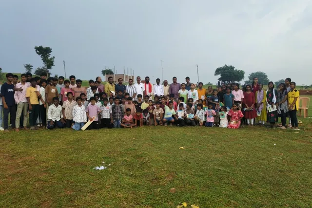 జామ్ ప్రీమియర్ లీగ్ ఆధ్వర్యంలో చిన్నారులకు క్రీడా పోటీలు