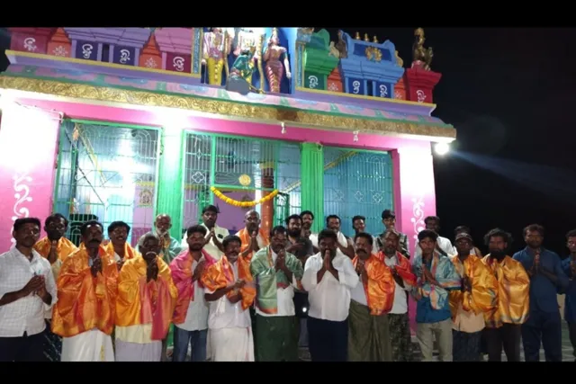 శ్రీ ఆంజనేయ స్వామి ఆలయంలో నెల భజన, అన్నదానం కార్యక్రమం