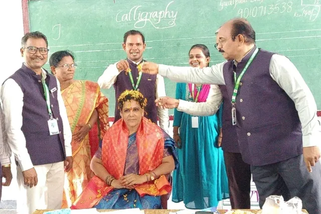స్టేట్ బెస్ట్ టీచర్ అవార్డు గ్రహీత విజయలక్ష్మికి ఘన సత్కారం