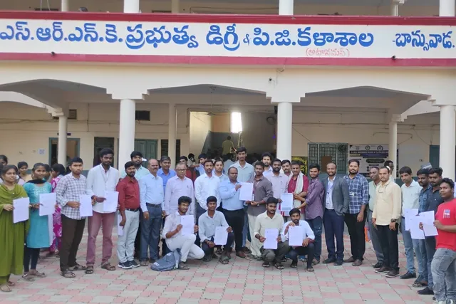 ఎస్ ఆర్ ఎన్ కె లో మెగా జాబ్ మేళాలో 156 మందికి ఉద్యోగాలు