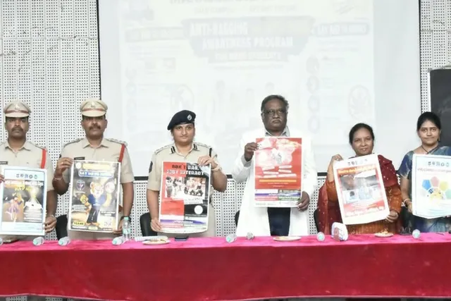 మహిళల భద్రత, సాధికారతకు అవగాహన కార్యక్రమాలు అవసరం: ఎస్పీ మహిళల భద్రత, సాధికారతకు అవగాహన కార్యక్రమాలు అవసరం: ఎస్పీ