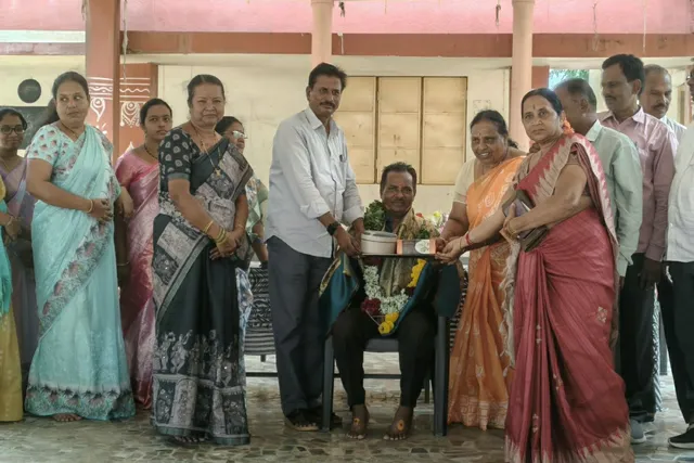 ఉత్తమ ఉపాధ్యాయ అవార్డు గ్రహీత వెంకటేశుకు ఘన సత్కారం