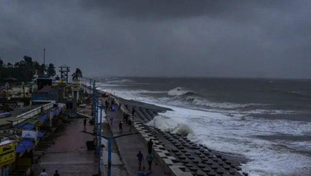 ఉత్తర అండమాన్ సముద్రంలో ఉపరితల ఆవర్తనం