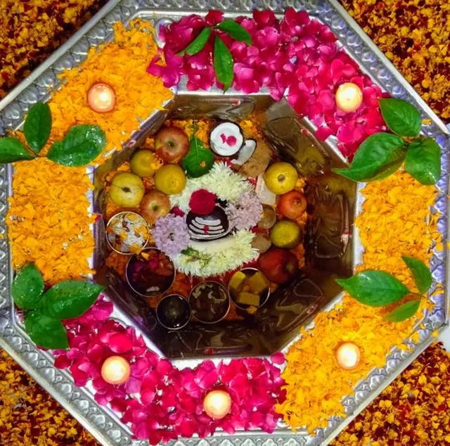 కదిలే శివలింగం.. ఎంత తవ్వినా దొరకని మూలస్థానం