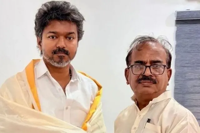 தவெகவில் தான் நீடிக்கிறேன்: நாஞ்சில் சம்பத் தவெகவில் தான் நீடிக்கிறேன்: நாஞ்சில் சம்பத்