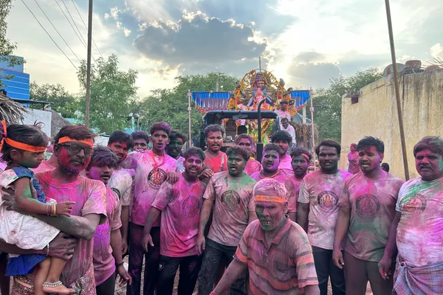 కన్నులపండువగా వినాయక నిమజ్జనం కన్నులపండువగా వినాయక నిమజ్జనం