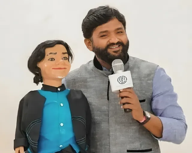 ఔటర్ రింగ్ రోడ్డుపై రోడ్డు ప్రమాదం.. మిమిక్రీ ఆర్టిస్ట్ మృతి