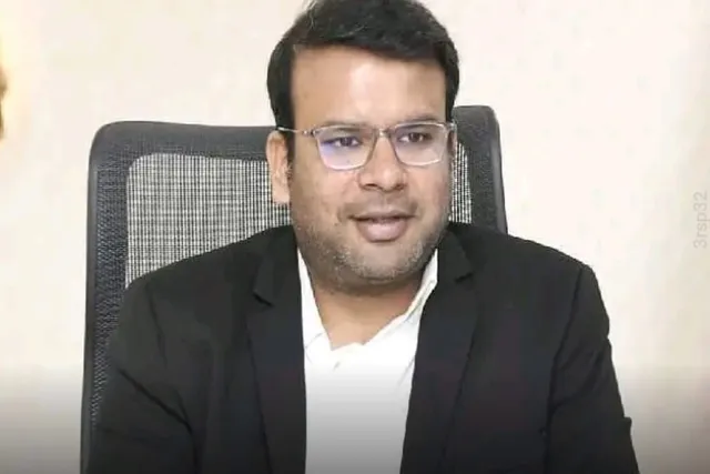 విశాఖలో ప్రజా ఫిర్యాదుల వేదిక రద్దు: ఎన్నికల కోసమే జీవీఎంసీ నిర్ణయం విశాఖలో ప్రజా ఫిర్యాదుల వేదిక రద్దు: ఎన్నికల కోసమే జీవీఎంసీ నిర్ణయం
