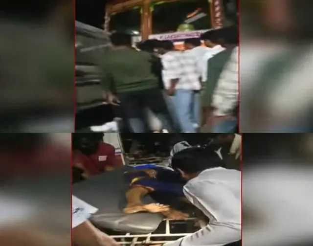 అంబులెన్స్‌ను ఢీకొట్టిన లారీ.. ఇద్దరు రోగులు మృతి