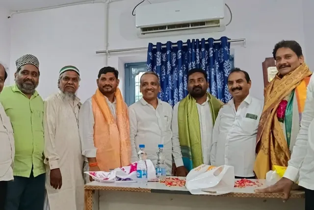 కొత్తగూడెంలో ఘనంగా సాబీర్ పాషా జన్మదిన వేడుకలు