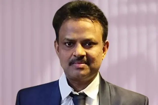 రోడ్డు ప్రమాదంలో డాక్టర్ జగదీష్ సజీవ దహనం