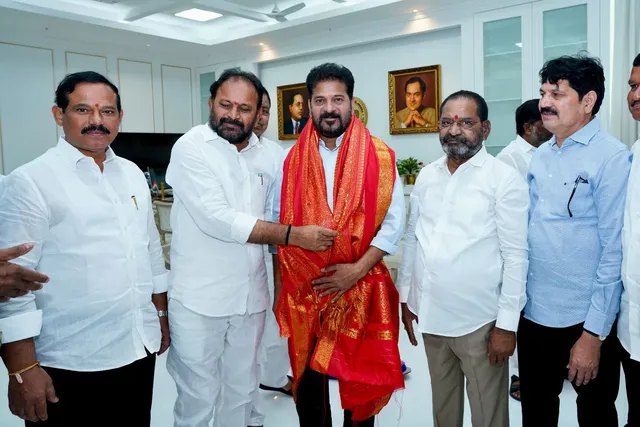 వైరా అభివృద్ధికి సీఎంకు ఎమ్మెల్యే వినతి