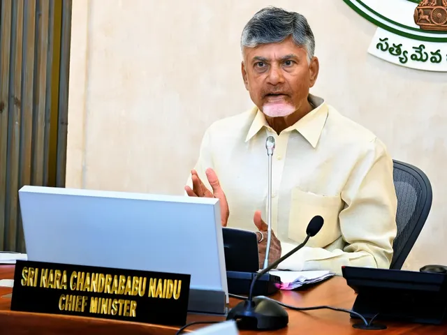జగన్‌ లాంటివారు రాజకీయాలకు ప్రమాదం: చంద్రబాబు