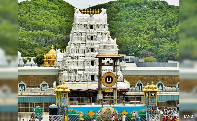 తిరుమల శ్రీవారి సర్వదర్శనానికి 18 గంటల సమయం
