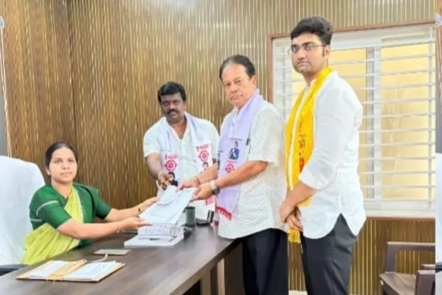 ఉండి జెడ్పీటీసీ అభ్యర్థిగా నామినేషన్ దాఖలు చేసిన పివీఎల్ నరసింహరాజు