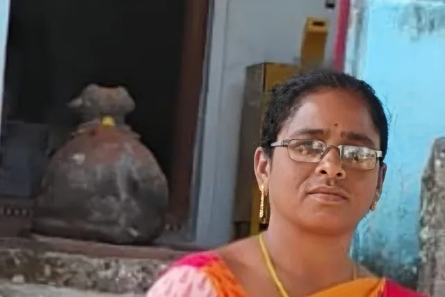 జమేదార్‌లోబంజర్ గంటల తరబడి కరెంట్ కోత: రత్నకుమారి