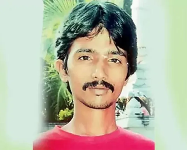 మర్మాంగాలు కత్తిరించి యువకుడి దారుణ హత్య
