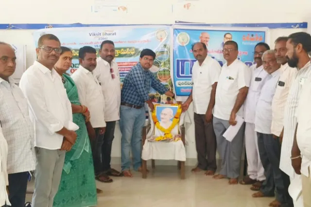 పురిటిపెంటలో ఘనంగా మహాత్మా గాంధీ జయంతి వేడుకలు