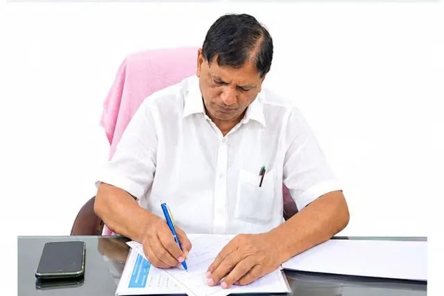 పట్టభద్రులారా, ఎమ్మెల్సీ ఎన్నికల కోసం ఓటు నమోదు చేసుకోండి: నల్లమోతు భాస్కర్ రావు