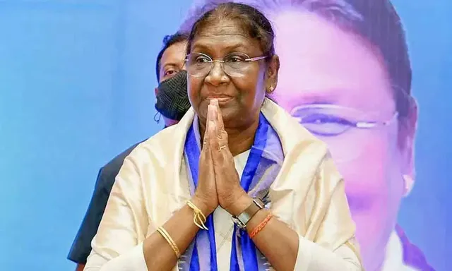 విజయవాడలో ముగిసిన రాష్ట్రపతి పర్యటన