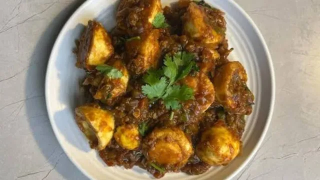 இரவு உணவிற்கு சுவையான எக் சில்லி ரெசிபி இரவு உணவிற்கு சுவையான எக் சில்லி ரெசிபி